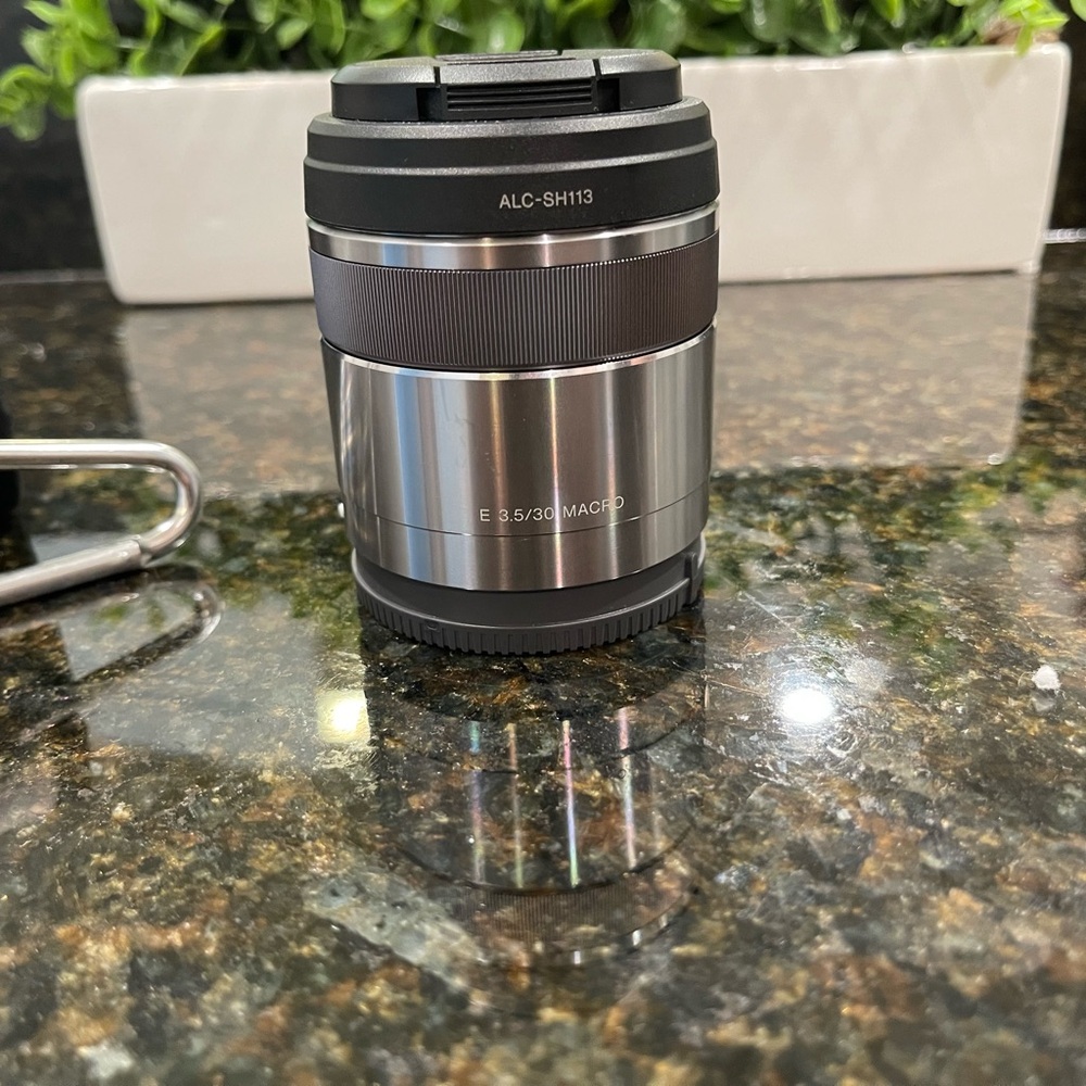 Sony 30mm f/3.5 Macro Lens — Silver and Black